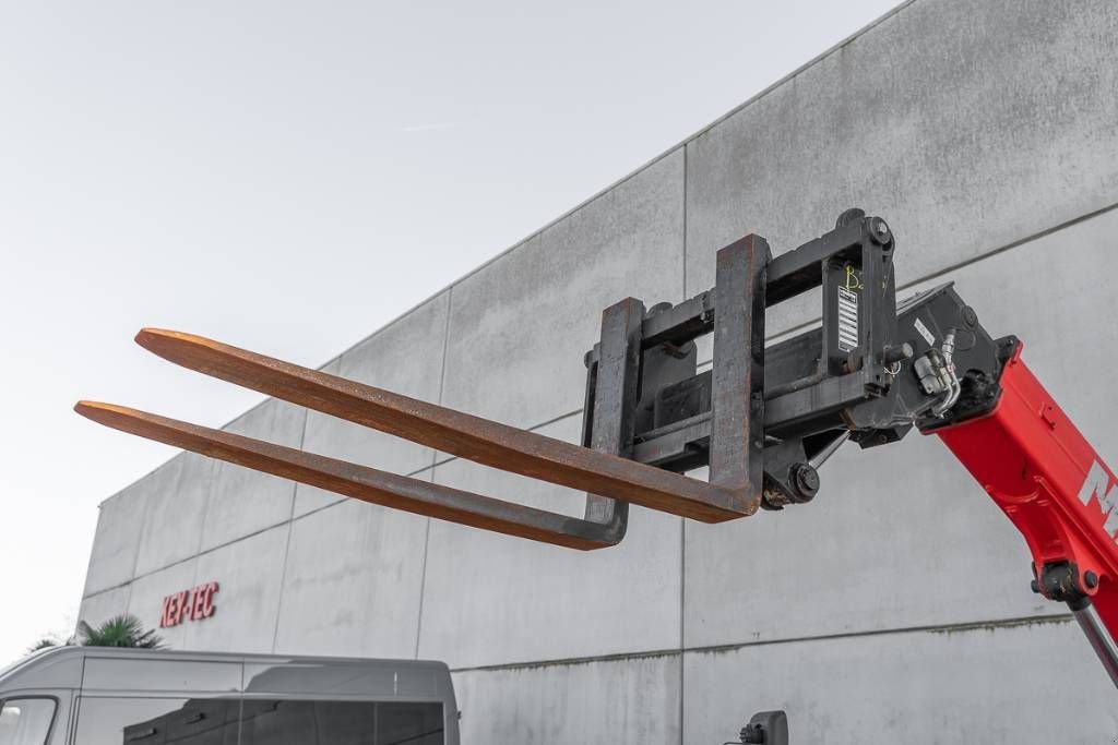 Teleskoplader of the type Manitou MT 625 H, Gebrauchtmaschine in Moerbeke (Picture 10)