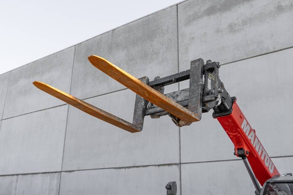 Teleskoplader of the type Manitou MT 625 H, Gebrauchtmaschine in Moerbeke (Picture 9)