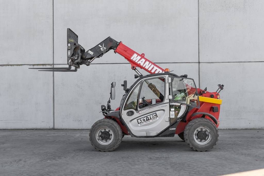 Teleskoplader tip Manitou MT 625 H, Gebrauchtmaschine in Moerbeke (Poză 4)
