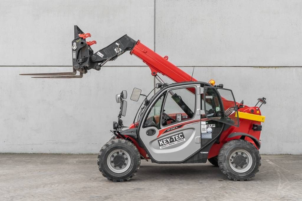 Teleskoplader of the type Manitou MT 625 H, Gebrauchtmaschine in Moerbeke (Picture 4)