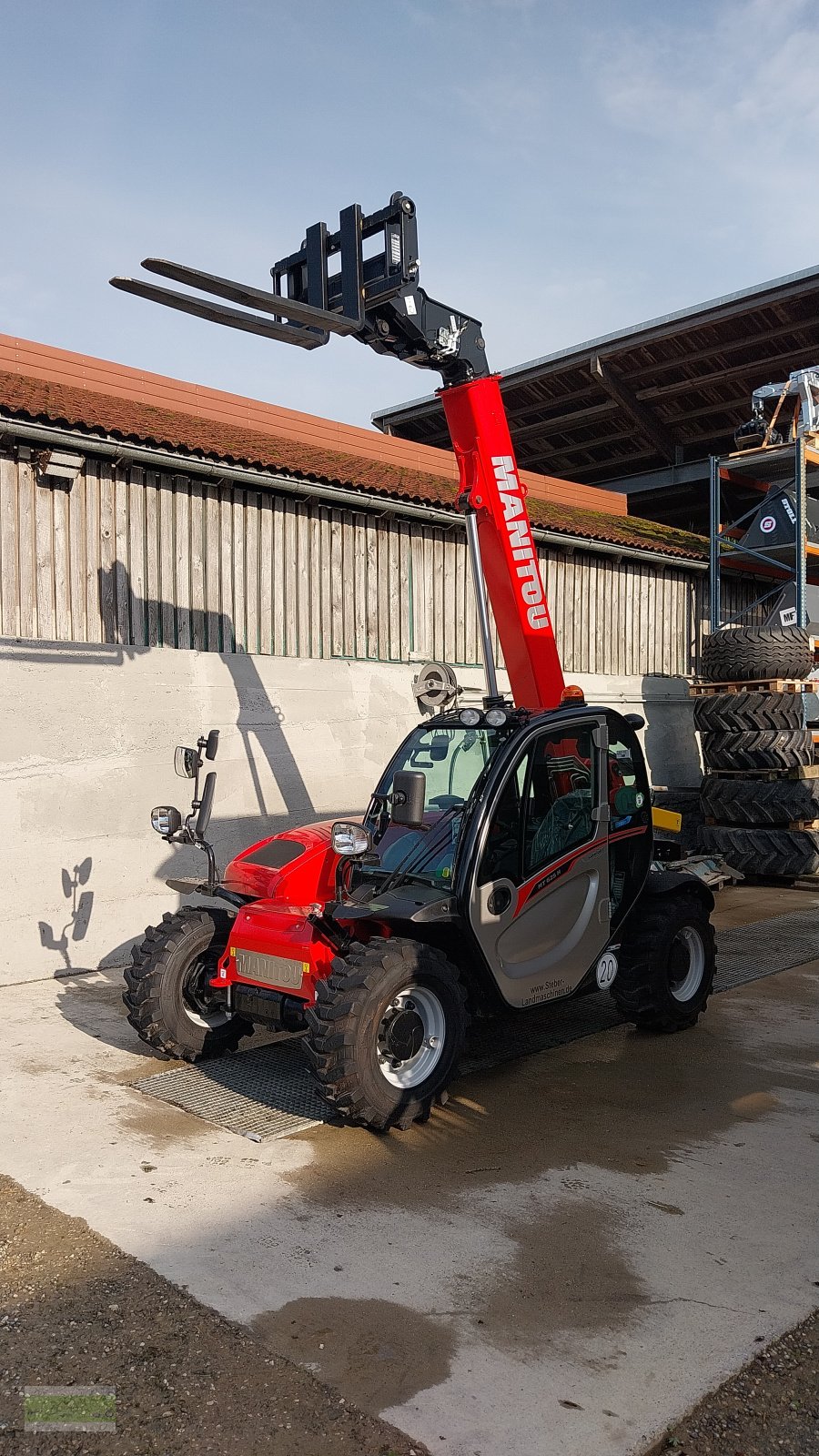 Teleskoplader of the type Manitou MT 625 T Comfort, Neumaschine in Ried (Picture 1)