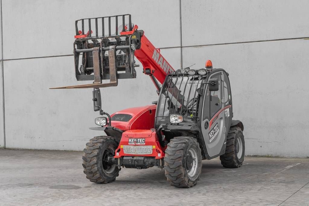Teleskoplader tip Manitou MT 625, Gebrauchtmaschine in Moerbeke (Poză 1)