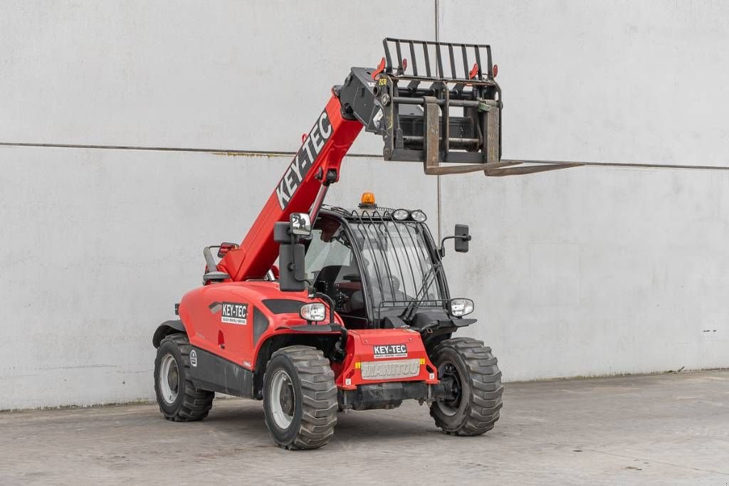 Teleskoplader of the type Manitou MT 625, Gebrauchtmaschine in Moerbeke (Picture 3)