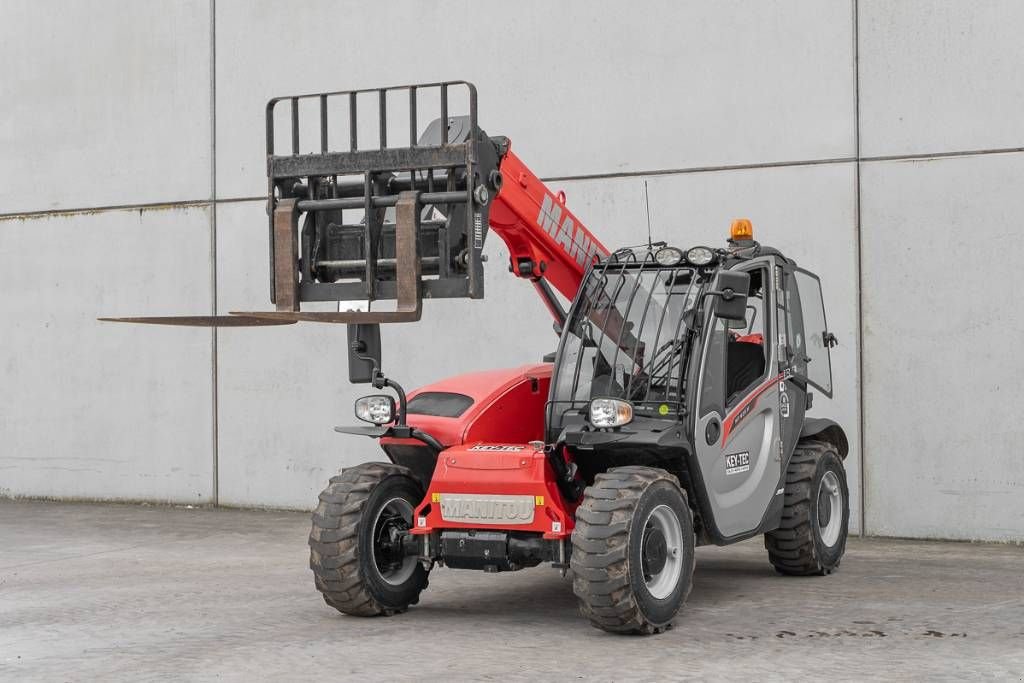Teleskoplader typu Manitou MT 625, Gebrauchtmaschine v Moerbeke (Obrázek 1)