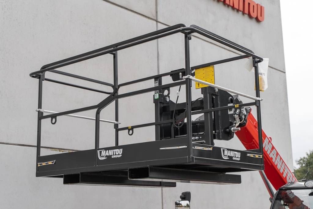 Teleskoplader tip Manitou MT 625, Neumaschine in Moerbeke (Poză 9)