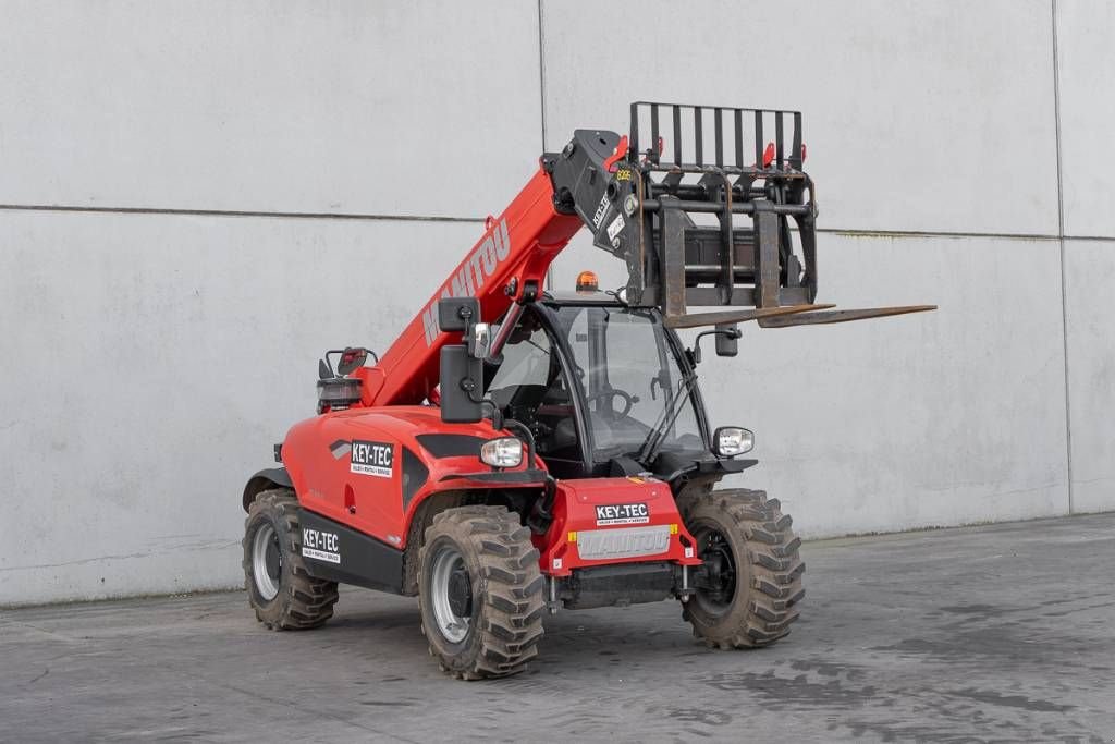 Teleskoplader типа Manitou MT 625, Gebrauchtmaschine в Moerbeke (Фотография 3)