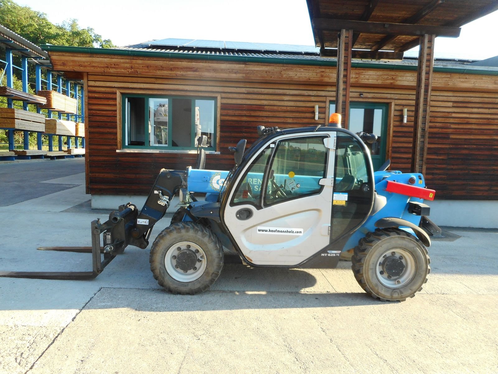 Teleskoplader des Typs Manitou MT 625H  ( nur 1,90 Hoch nur 1,85 Breit ), Gebrauchtmaschine in St. Nikolai ob Draßling (Bild 1)