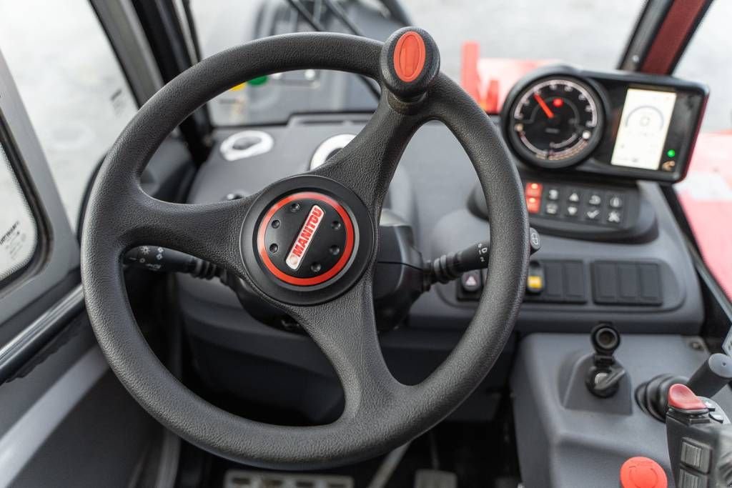 Teleskoplader tip Manitou MT 730, Gebrauchtmaschine in Moerbeke (Poză 7)