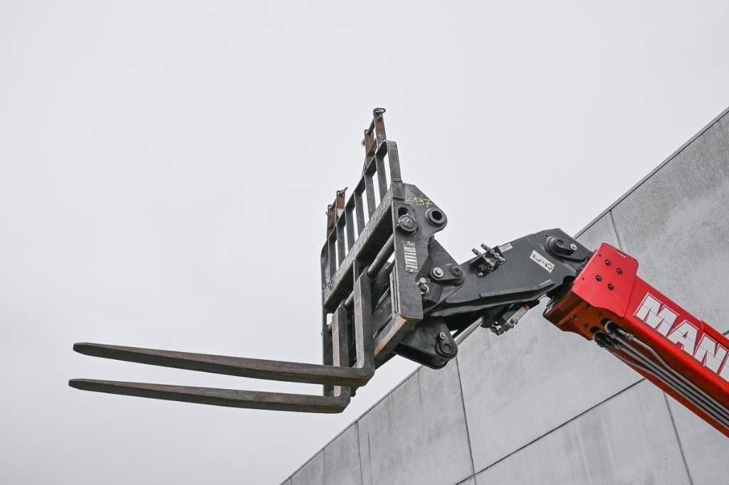 Teleskoplader des Typs Manitou MT 732, Gebrauchtmaschine in Moerbeke (Bild 9)