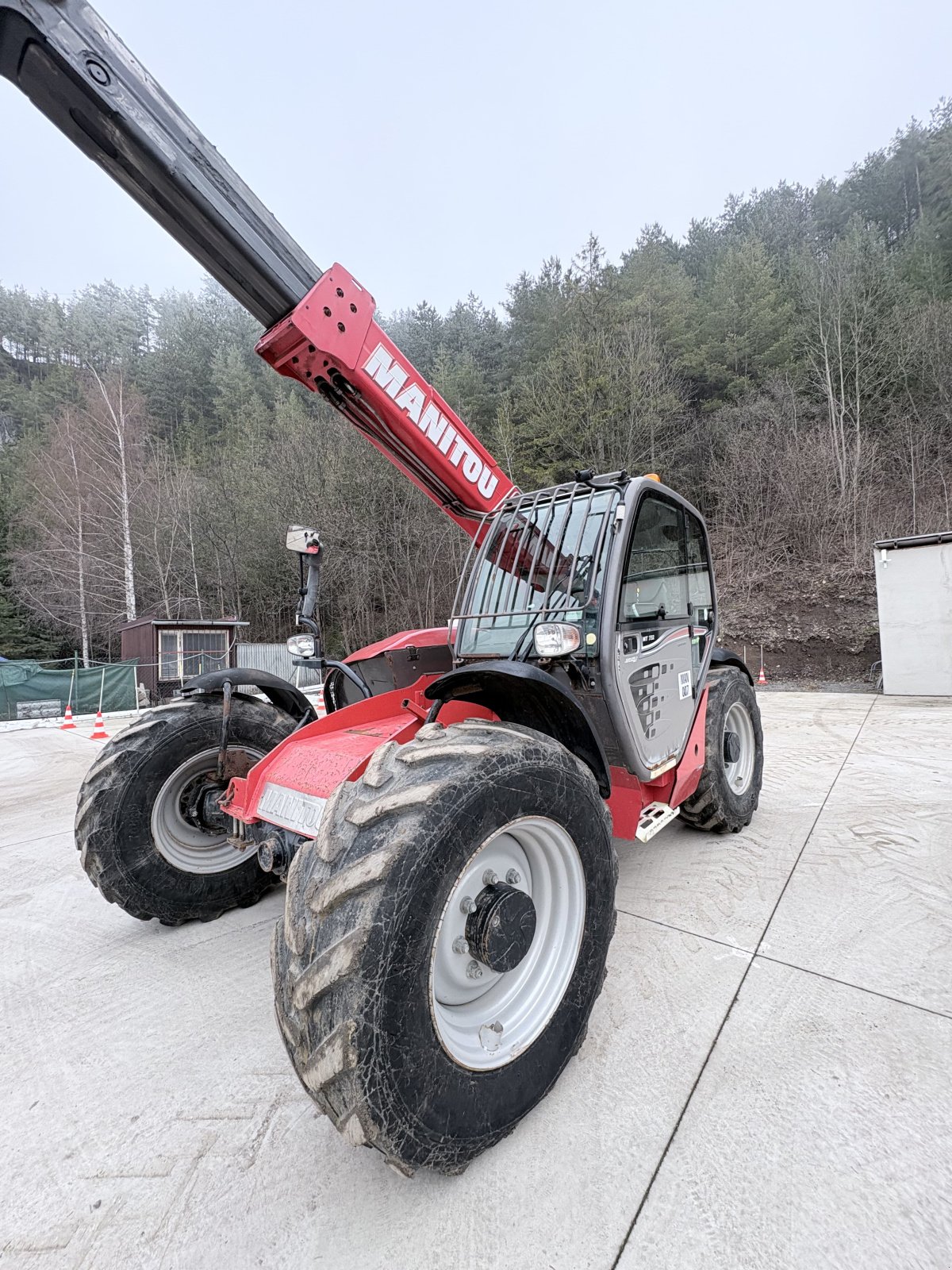 Teleskoplader типа Manitou MT 732, Gebrauchtmaschine в Nitra (Фотография 1)