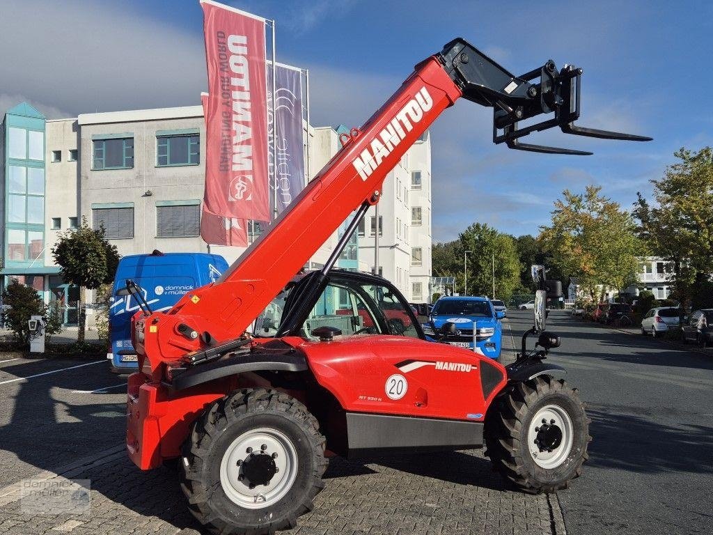 Teleskoplader of the type Manitou MT 930 H, Gebrauchtmaschine in Friedrichsdorf (Picture 8)