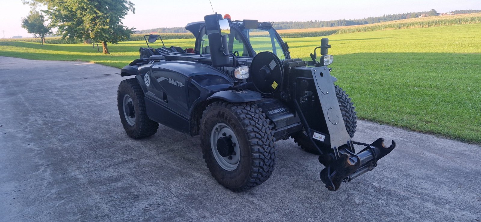 Teleskoplader от тип Manitou MT 930 HA 75K Arbeitsbühne Bj.2023 850h, Gebrauchtmaschine в Palling (Снимка 3)