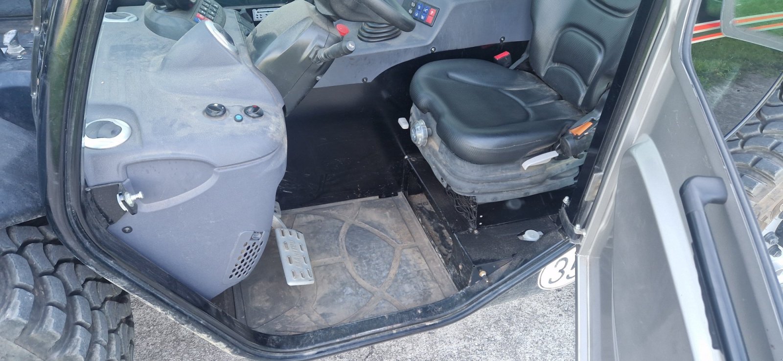 Teleskoplader от тип Manitou MT 930 HA 75K Arbeitsbühne Bj.2023 850h, Gebrauchtmaschine в Palling (Снимка 9)