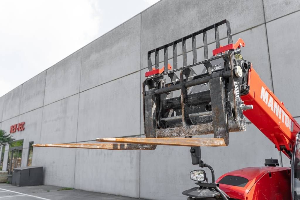 Teleskoplader of the type Manitou MT 930, Gebrauchtmaschine in Moerbeke (Picture 9)