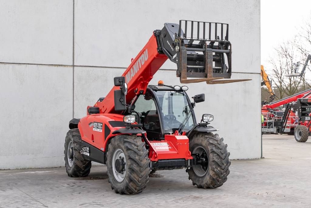 Teleskoplader del tipo Manitou MT 930, Gebrauchtmaschine In Moerbeke (Immagine 2)