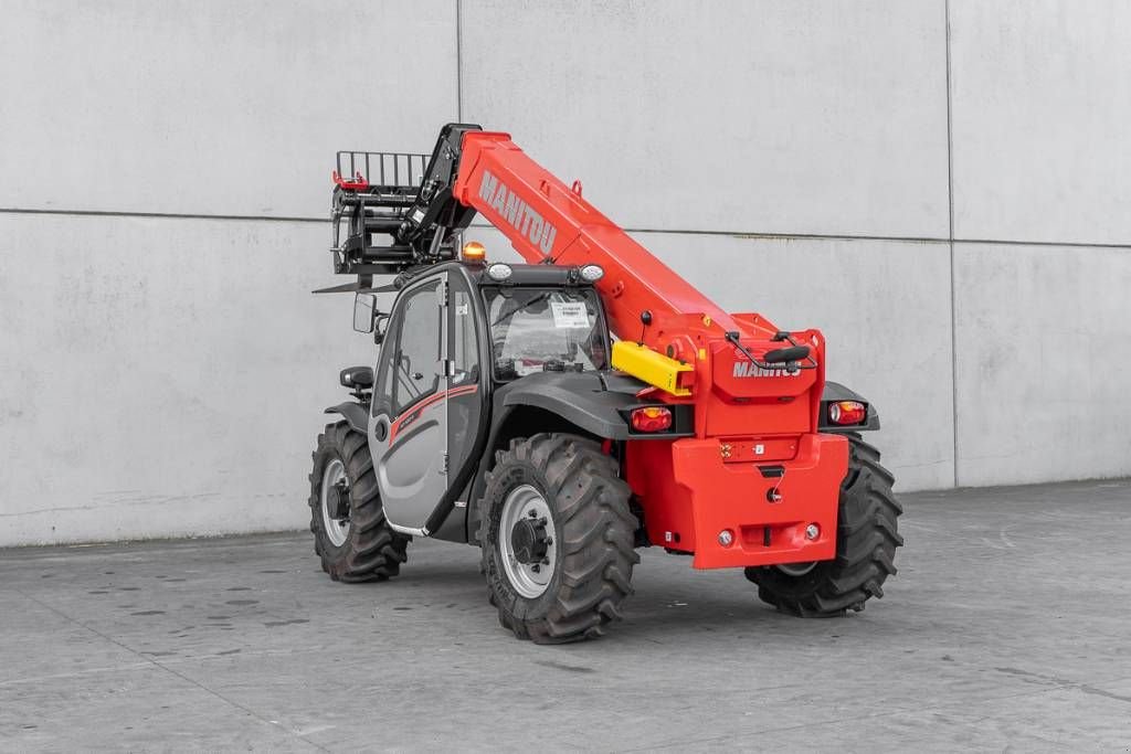Teleskoplader of the type Manitou MT 930, Neumaschine in Moerbeke (Picture 8)