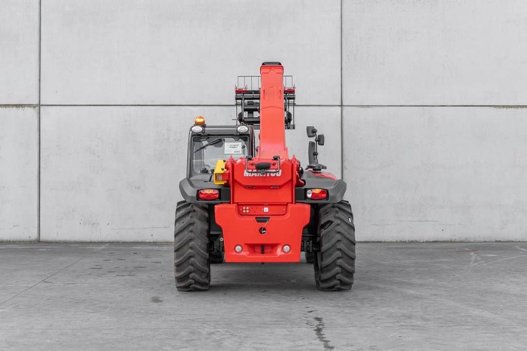 Teleskoplader of the type Manitou MT 930, Neumaschine in Moerbeke (Picture 7)