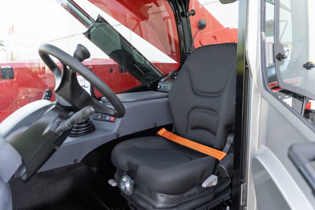 Teleskoplader des Typs Manitou MT 930, Neumaschine in Moerbeke (Bild 7)