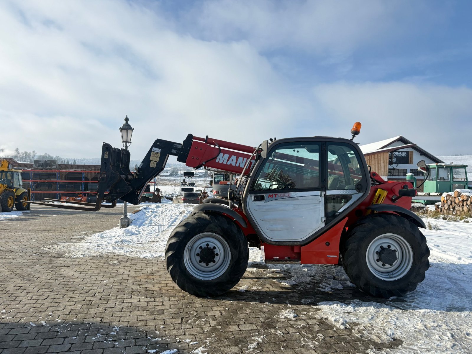 Teleskoplader от тип Manitou MT 932, Gebrauchtmaschine в Neureichenau (Снимка 1)
