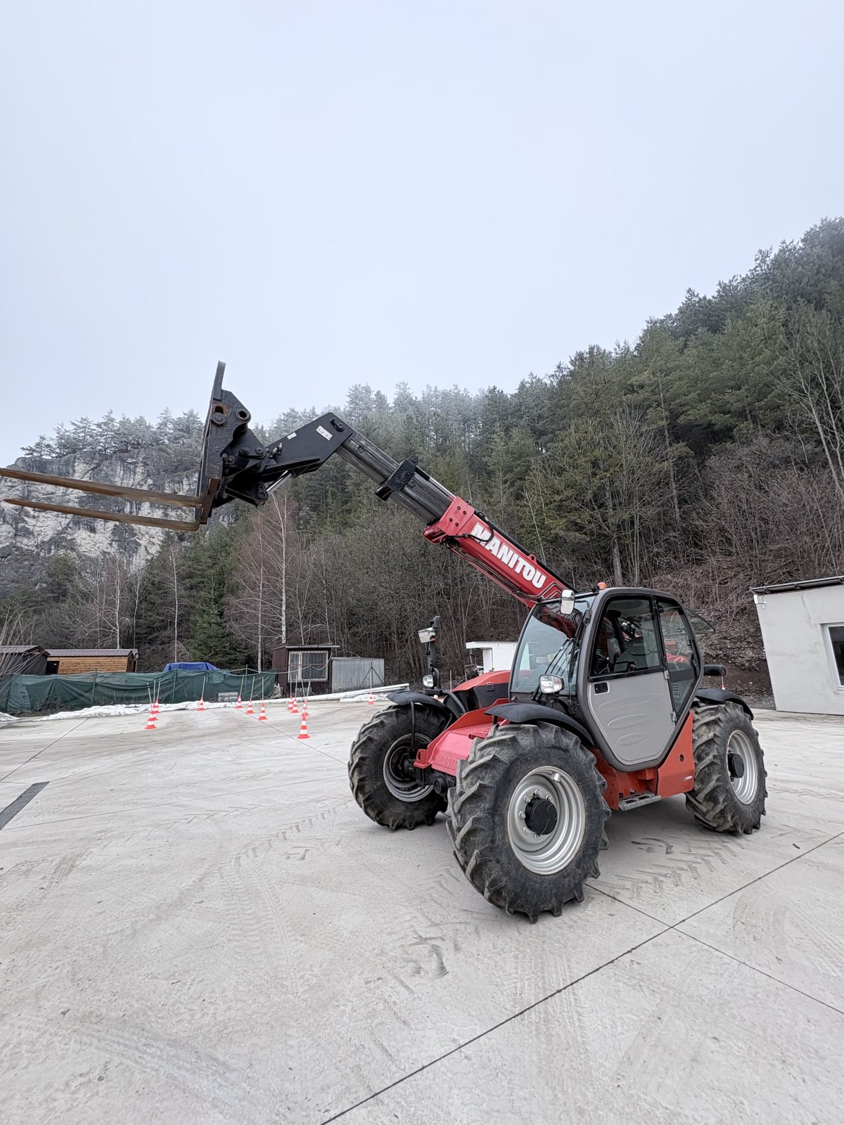 Teleskoplader типа Manitou MT 932, Gebrauchtmaschine в Nitra (Фотография 1)