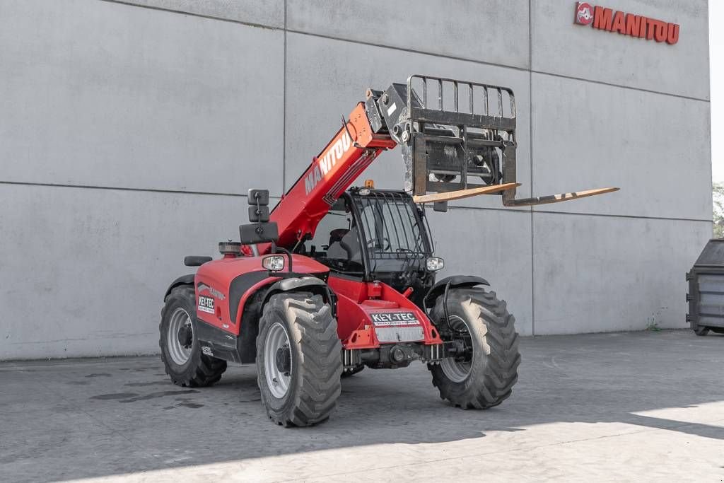 Teleskoplader tip Manitou MT 933, Gebrauchtmaschine in Moerbeke (Poză 3)