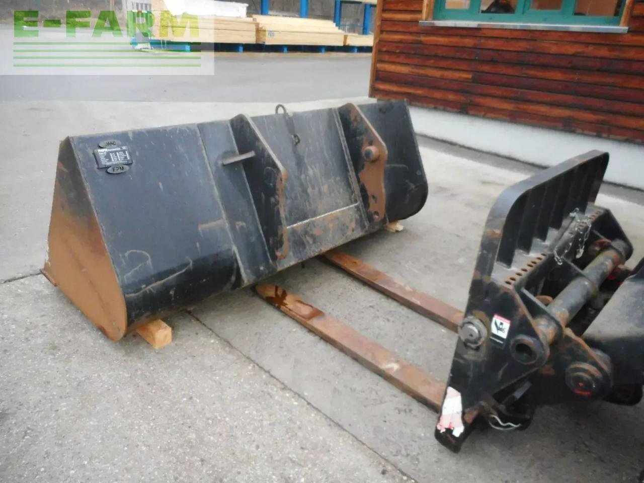 Teleskoplader tip Manitou mt1233s serieii ( 12m 3,3t ) schaufel gabel rese, Gebrauchtmaschine in ST. NIKOLAI/DR. (Poză 15)