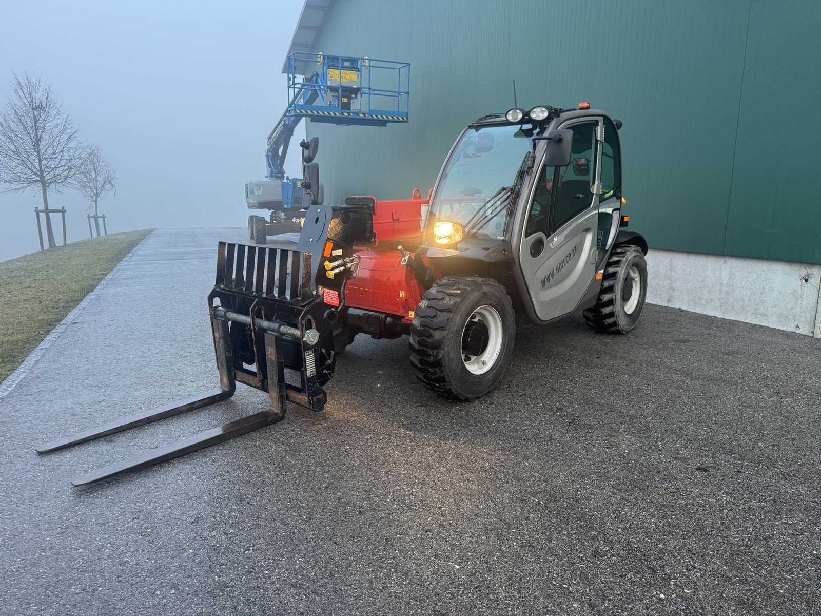 Teleskoplader du type Manitou MT625 H, Gebrauchtmaschine en Wolfsbach (Photo 2)