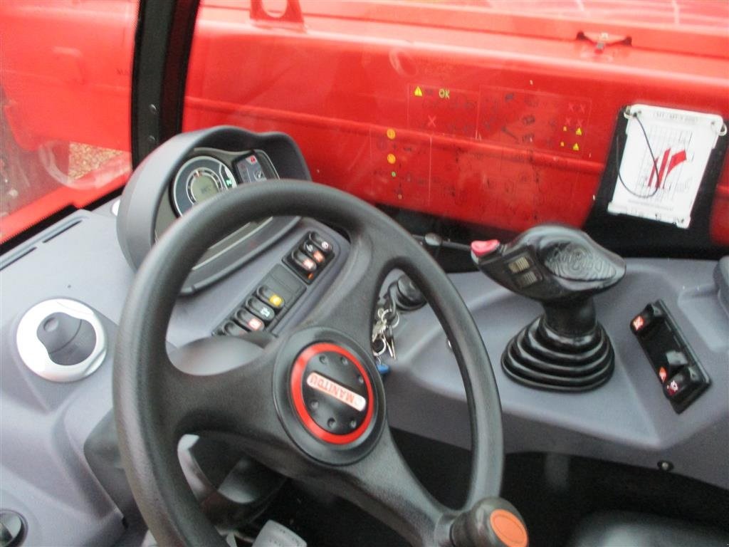 Teleskoplader des Typs Manitou MT625H Comfort Dansk maskine, med hydrauliske pallegafler., Gebrauchtmaschine in Lintrup (Bild 4)