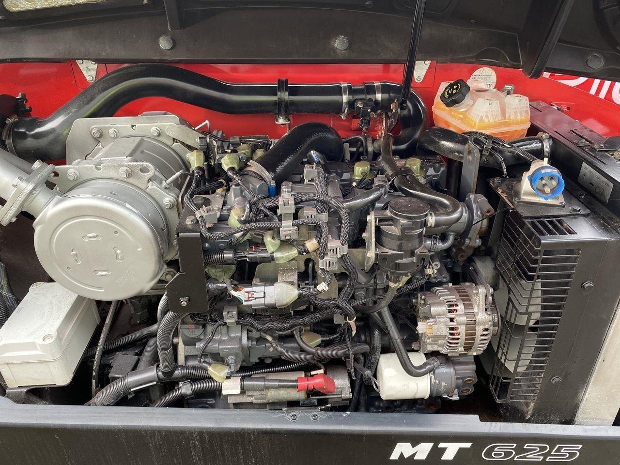 Teleskoplader tip Manitou MT625H COMFORT, Gebrauchtmaschine in Skive (Poză 9)