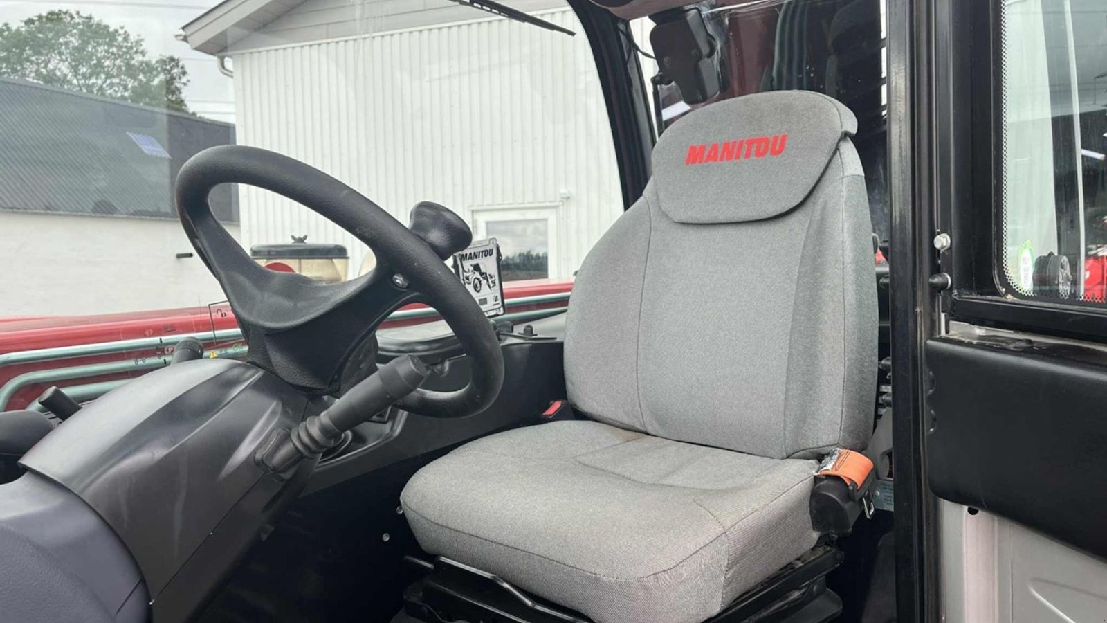 Teleskoplader of the type Manitou MT733, Gebrauchtmaschine in Mariager (Picture 12)