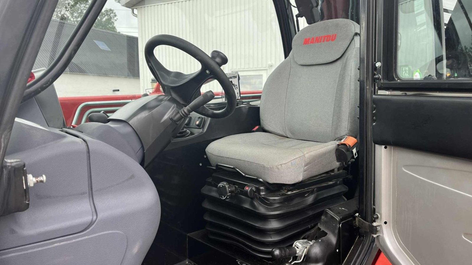 Teleskoplader of the type Manitou MT733, Gebrauchtmaschine in Mariager (Picture 11)