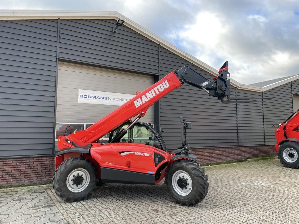 Teleskoplader of the type Manitou MT930 H comfort verreiker NEW, Neumaschine in Neer (Picture 2)