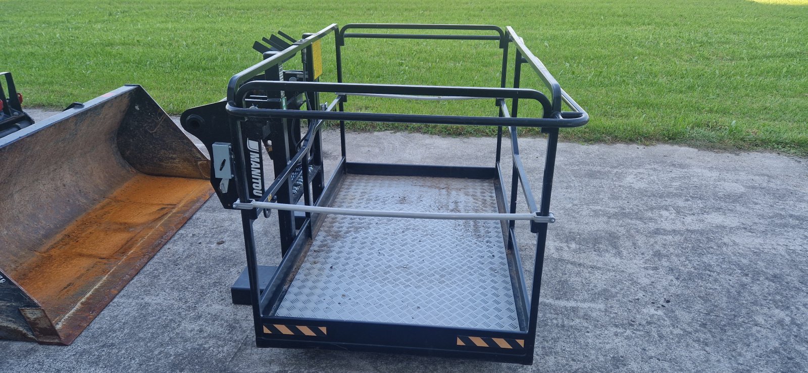 Teleskoplader tip Manitou MT930 HA 75K Teleskoplader Arbeitsbühne Arbeitskorb BJ. 2023 850 Stunden, Gebrauchtmaschine in Palling (Poză 14)