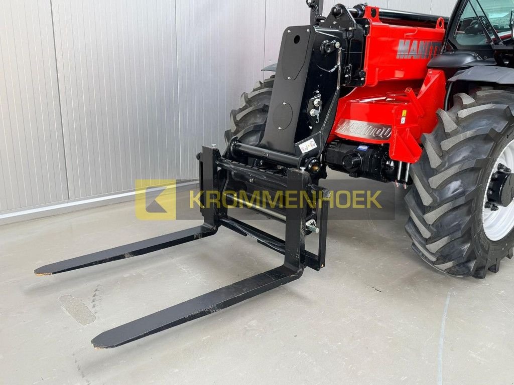 Teleskoplader of the type Manitou MT935 75D ST5, Neumaschine in Apeldoorn (Picture 9)