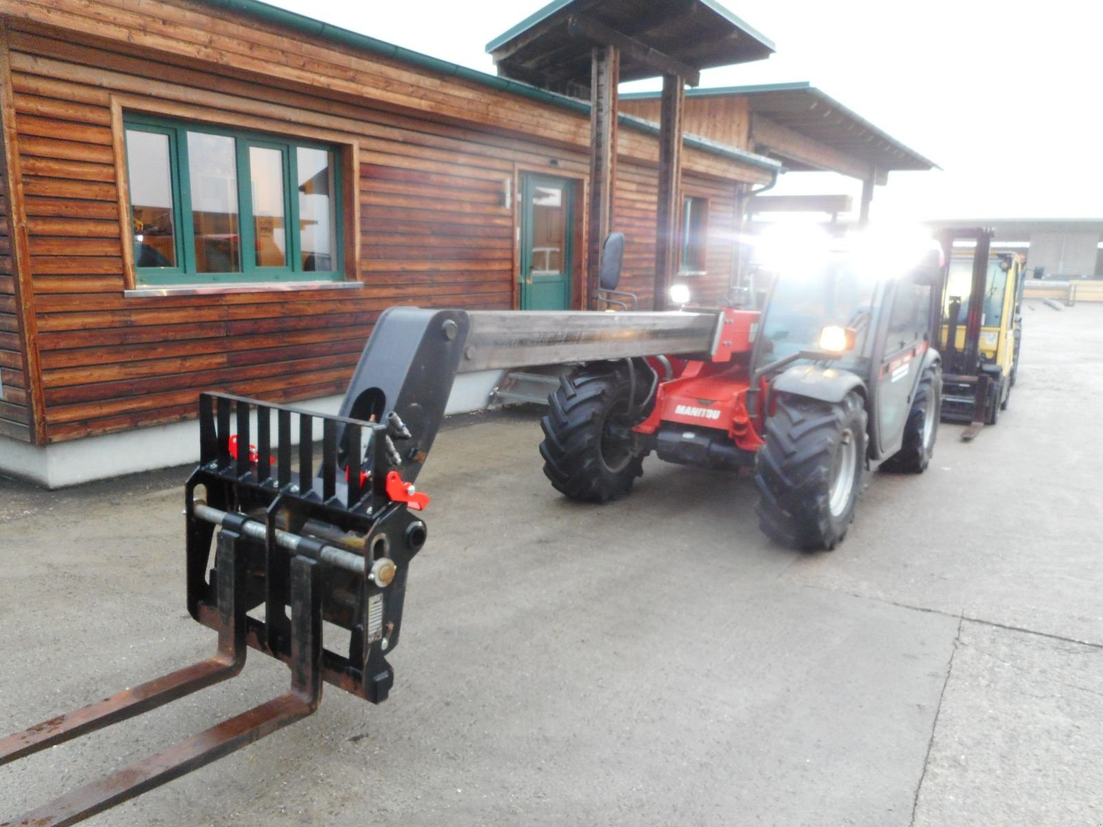 Teleskoplader des Typs Manitou MVT 628 Turbo Powershift, Gebrauchtmaschine in St. Nikolai ob Draßling (Bild 19)
