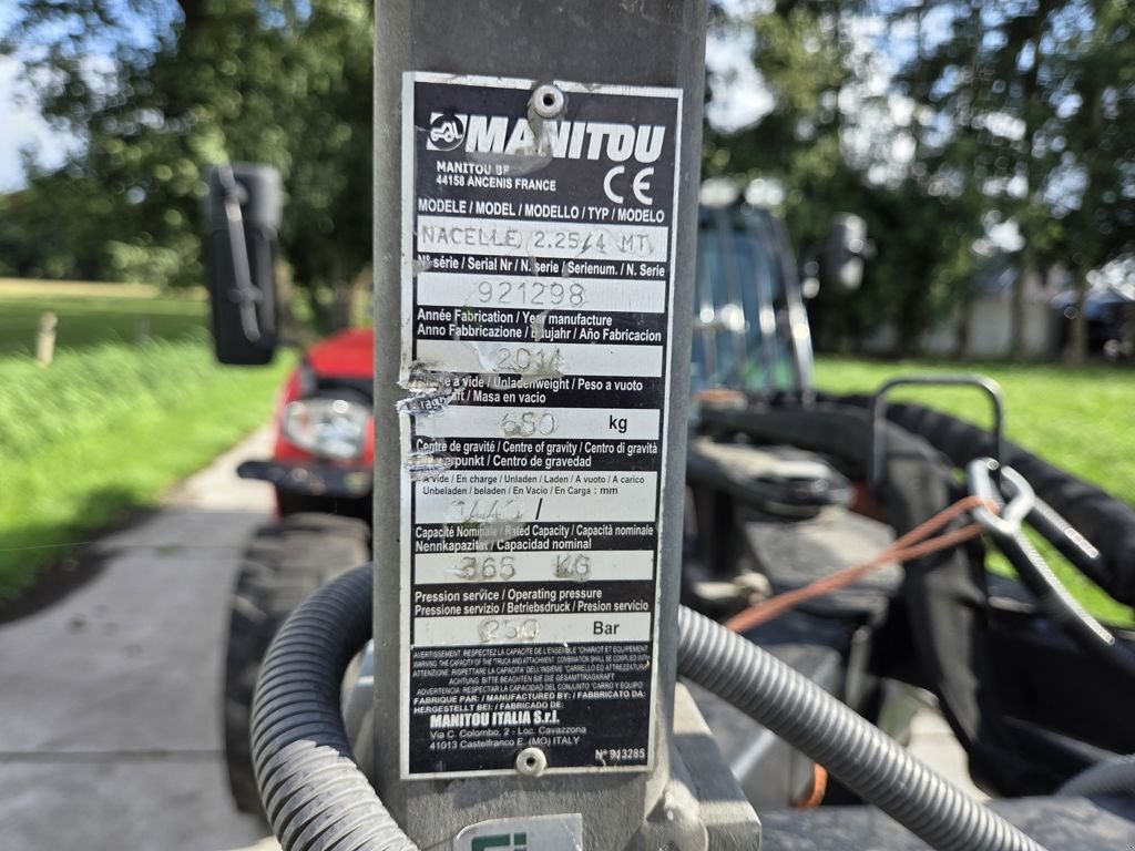 Teleskoplader typu Manitou NAC225/4MT werkbak 365 kg, Gebrauchtmaschine v Lunteren (Obrázek 8)