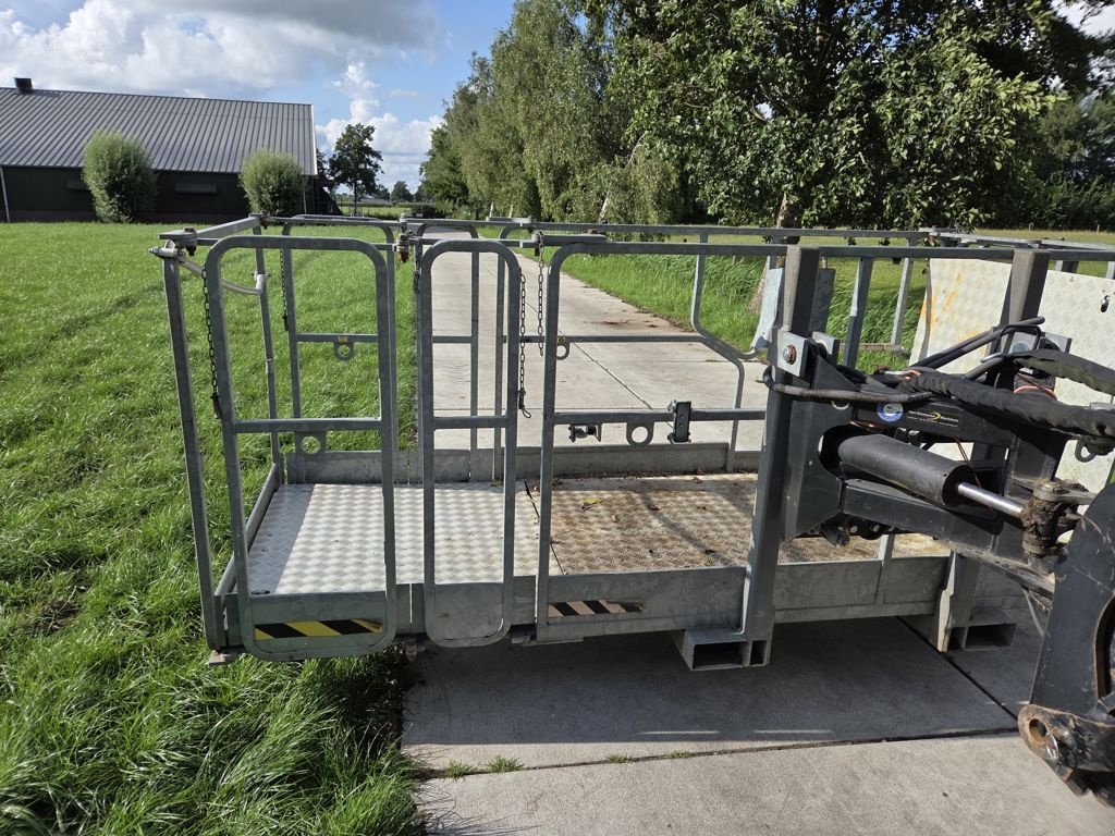 Teleskoplader typu Manitou NAC225/4MT werkbak 365 kg, Gebrauchtmaschine v Lunteren (Obrázek 5)