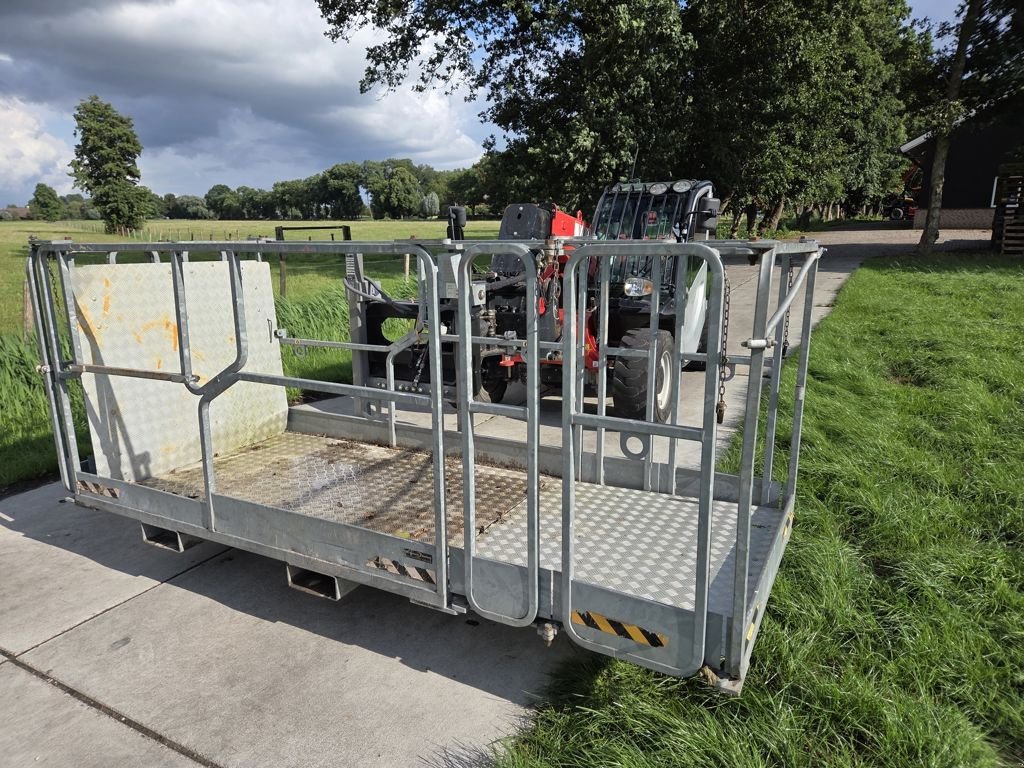 Teleskoplader typu Manitou NAC225/4MT werkbak 365 kg, Gebrauchtmaschine v Lunteren (Obrázek 4)