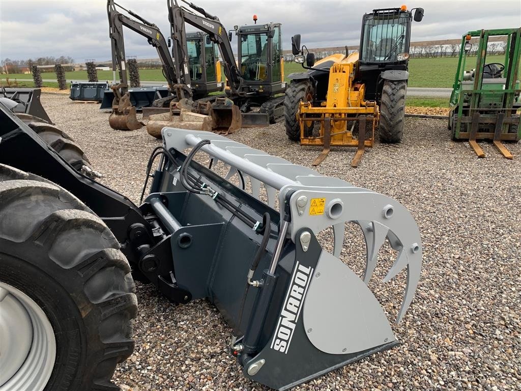 Teleskoplader tip Manitou NY MULTISKOVL 240CM, Gebrauchtmaschine in Mariager (Poză 2)