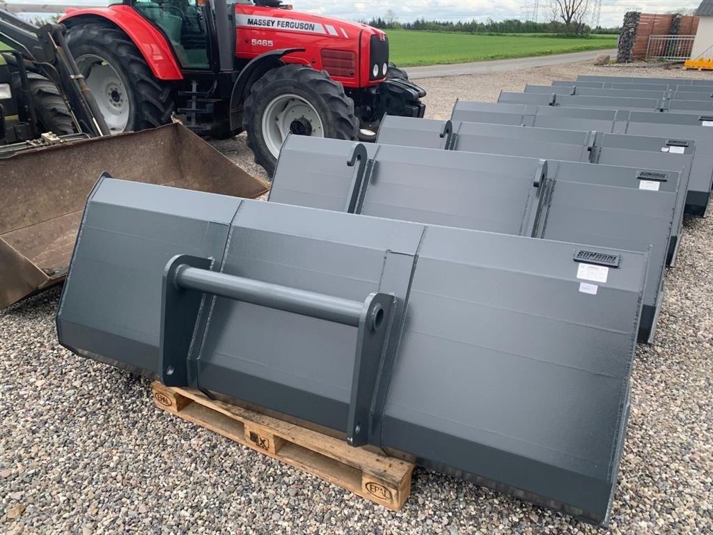 Teleskoplader des Typs Manitou NY SKOVL 240CM, Gebrauchtmaschine in Mariager (Bild 2)