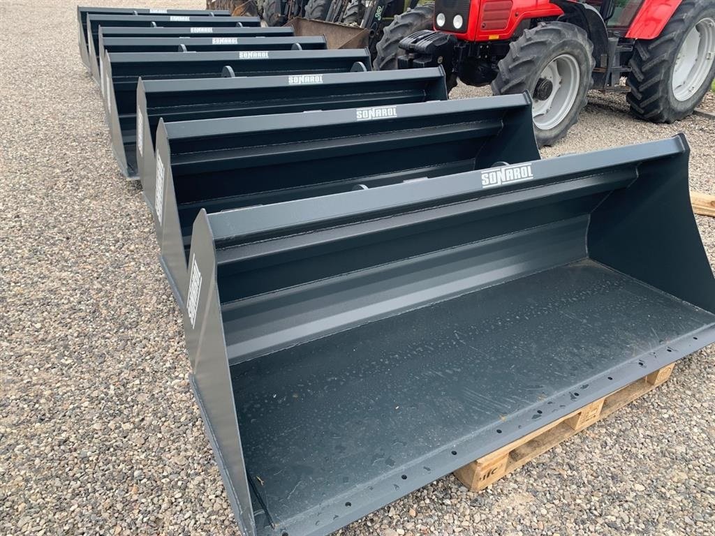 Teleskoplader des Typs Manitou NY SKOVL 240CM, Gebrauchtmaschine in Mariager (Bild 5)