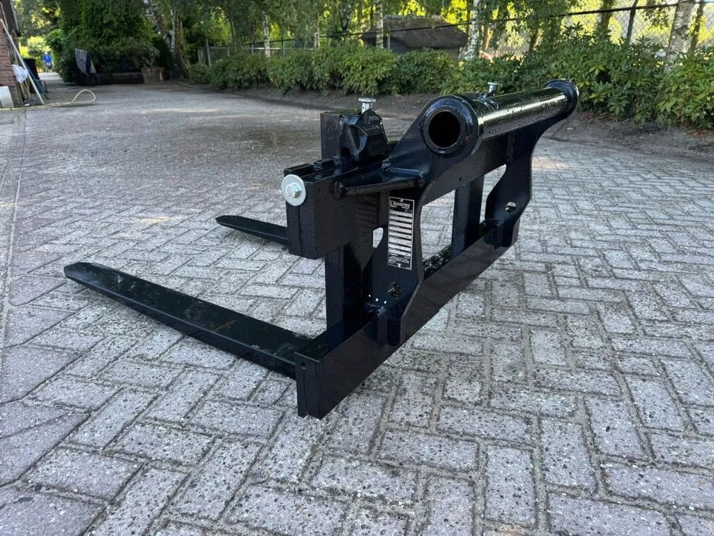 Teleskoplader of the type Manitou ongebruikte vorkenborden 4500kg, Gebrauchtmaschine in Harskamp (Picture 2)