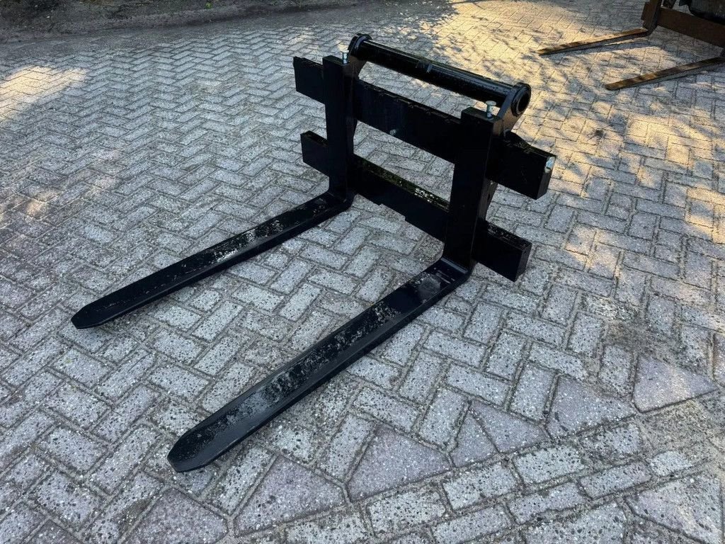 Teleskoplader of the type Manitou ongebruikte vorkenborden 4500kg, Gebrauchtmaschine in Harskamp (Picture 3)