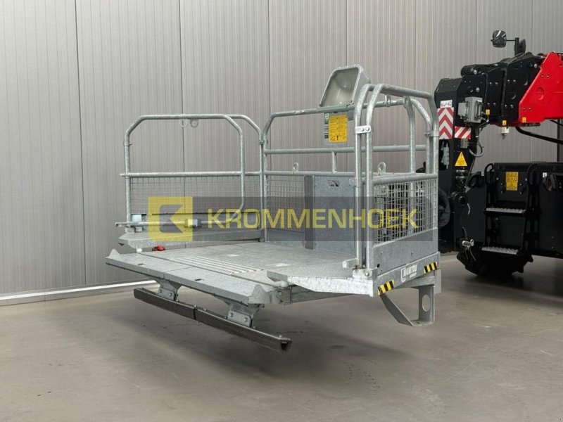 Teleskoplader του τύπου Manitou PSR 2400 / 1000 3P, Neumaschine σε Apeldoorn