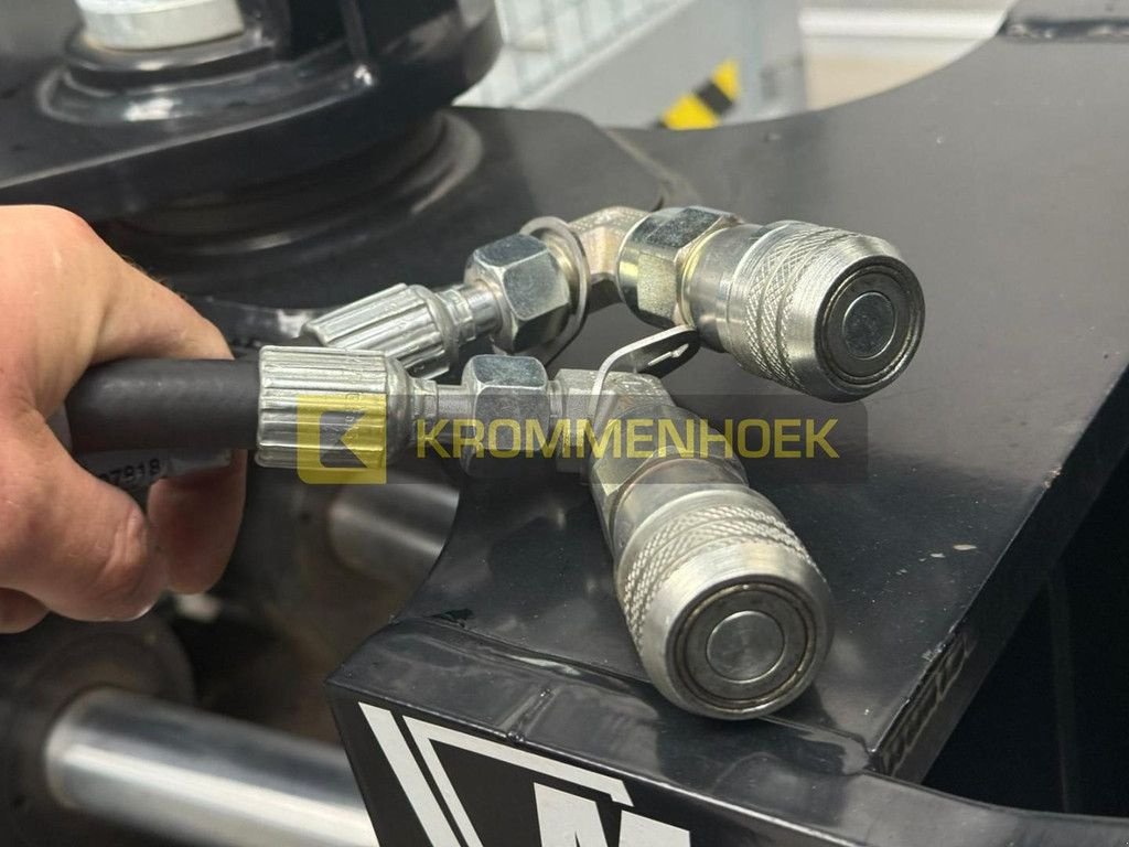 Teleskoplader от тип Manitou PSR 2400 / 1000 3P, Neumaschine в Apeldoorn (Снимка 10)