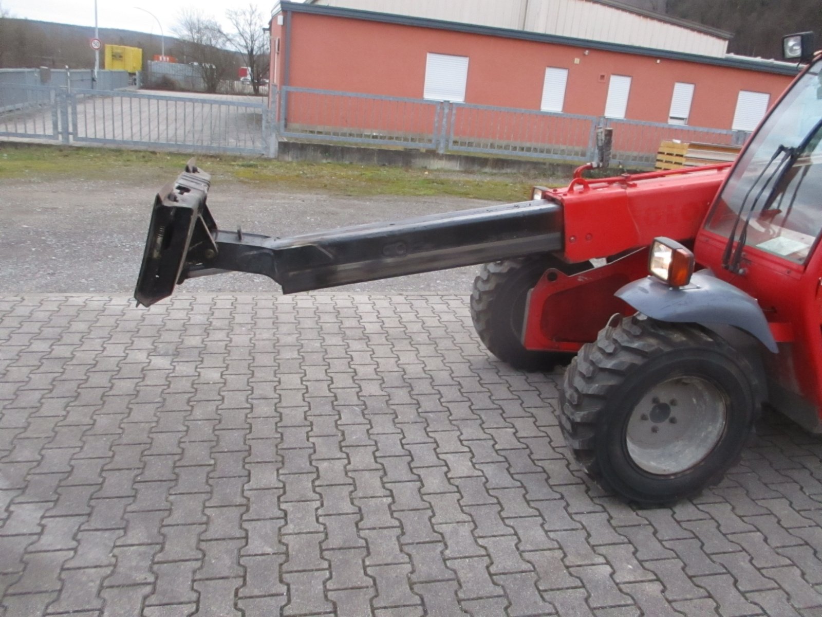 Teleskoplader del tipo Manitou SLT 420, Gebrauchtmaschine In Obrigheim (Immagine 4)