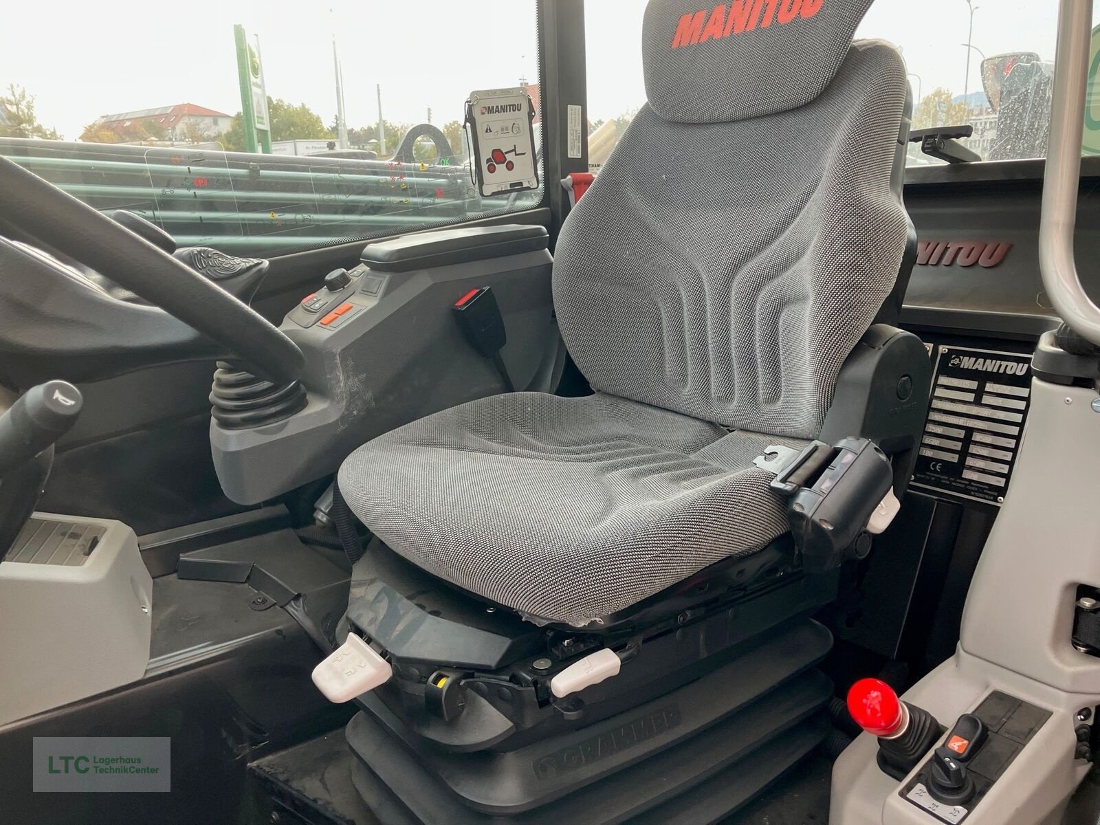 Teleskoplader of the type Manitou Teleskoplader MLT 635 Premium, Vorführmaschine in Korneuburg (Picture 7)