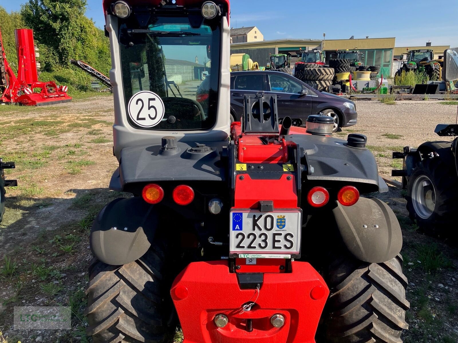 Teleskoplader of the type Manitou ULM 412 H, Vorführmaschine in Herzogenburg (Picture 5)