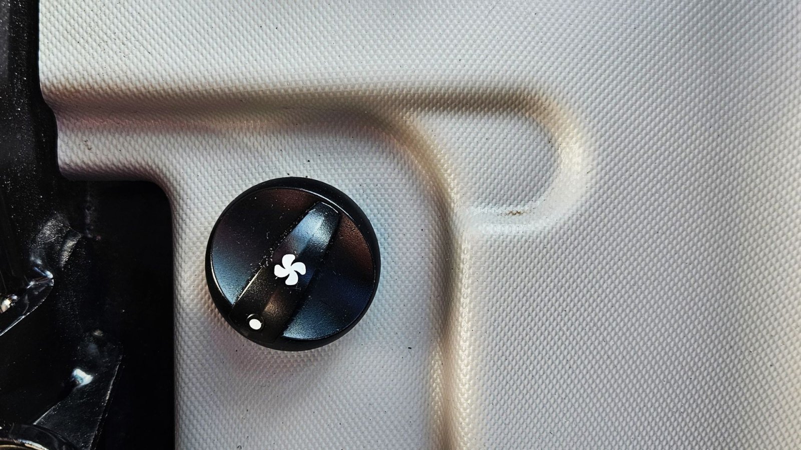 Teleskoplader of the type Manitou ULM 415 H / som ny / inkl. redskaber / kan køres på trailer, Gebrauchtmaschine in Arden (Picture 21)