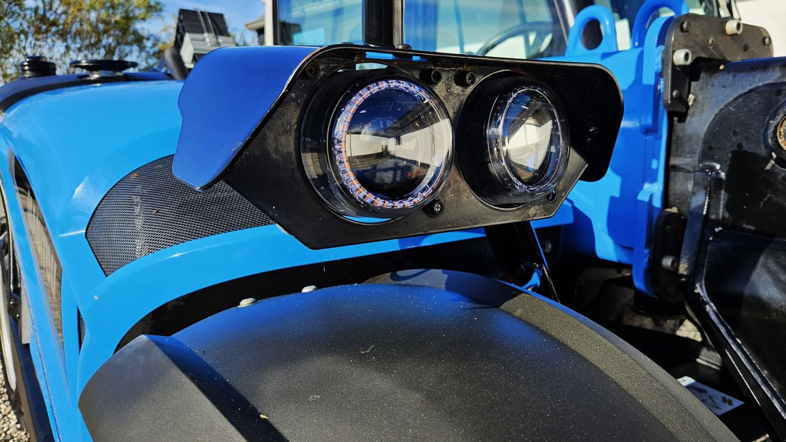 Teleskoplader Türe ait Manitou ULM 415 H / tæt på ny stand / inkl. redskaber / kan køres på trailer, Gebrauchtmaschine içinde Arden (resim 12)